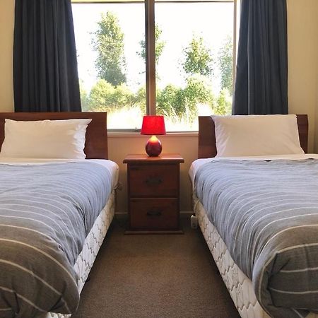 Stunning 360-Degree Views Vila Twizel Exterior foto